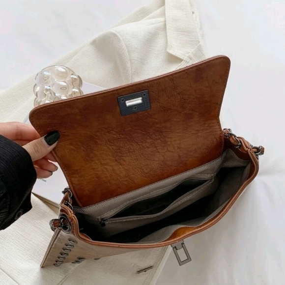 Shouder Bag - Picture 7 of 9